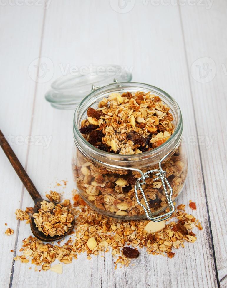 granola caseira em pote foto