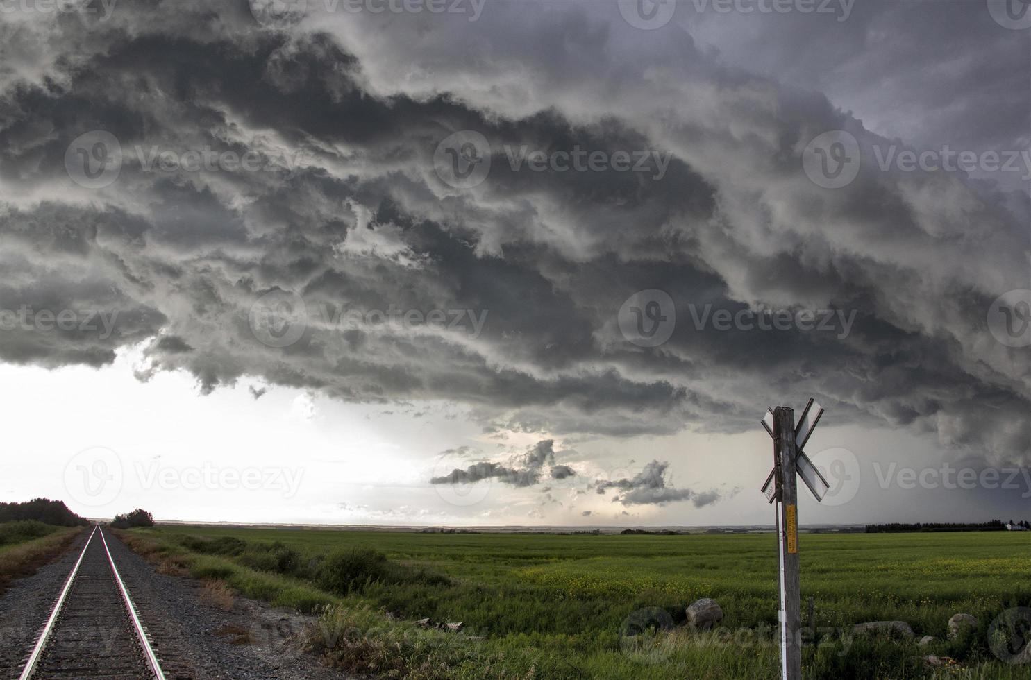 pradaria nuvens de tempestade Canadá foto