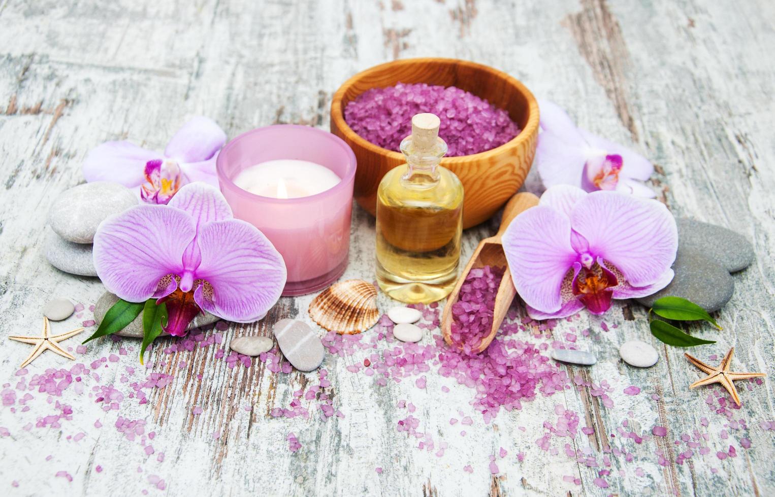 produtos spa com orquídeas foto