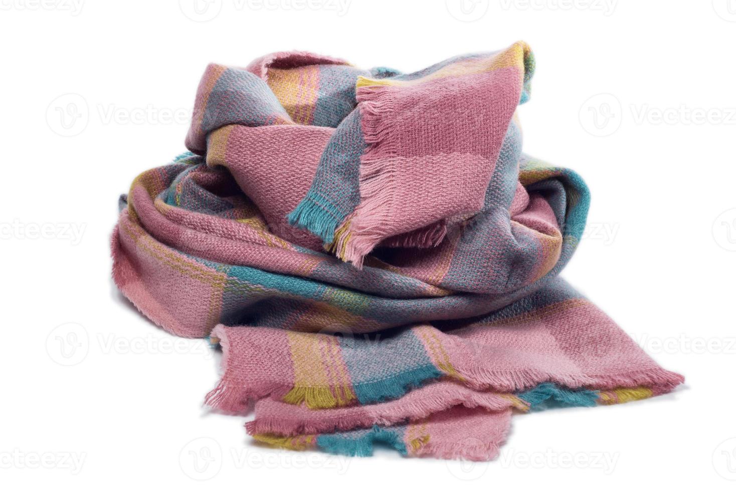 cachecol de roupas de lã de malha de inverno isolado no fundo branco foto