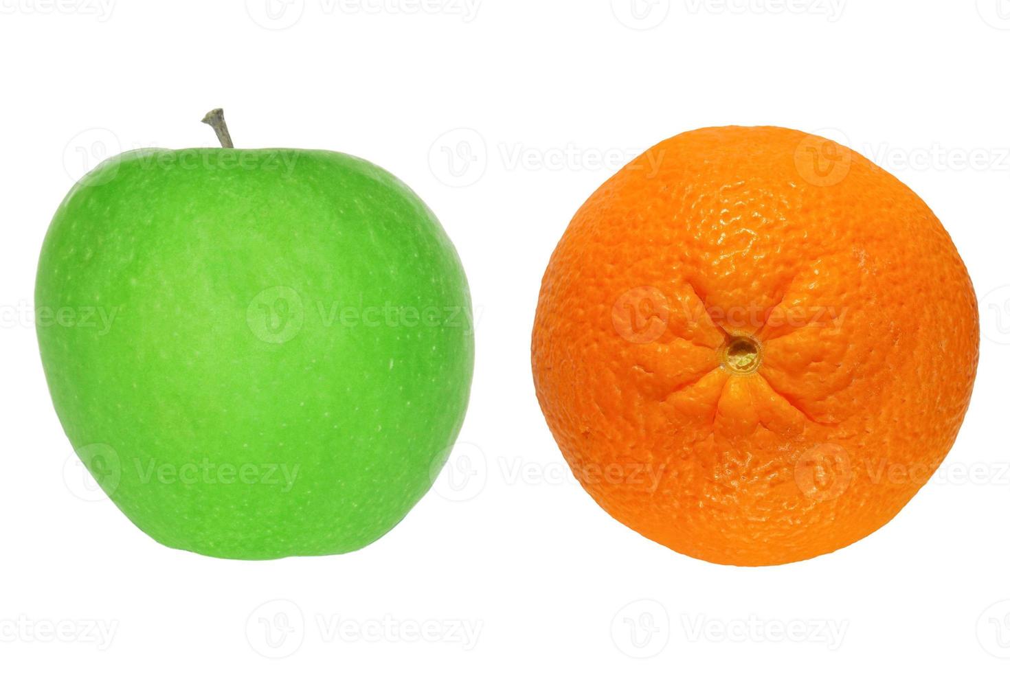 frutas isoladas sobre o branco foto