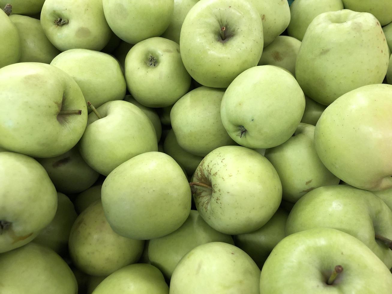 macro foto maçãs verdes vermelhas. foto de fundo de maçã de frutas