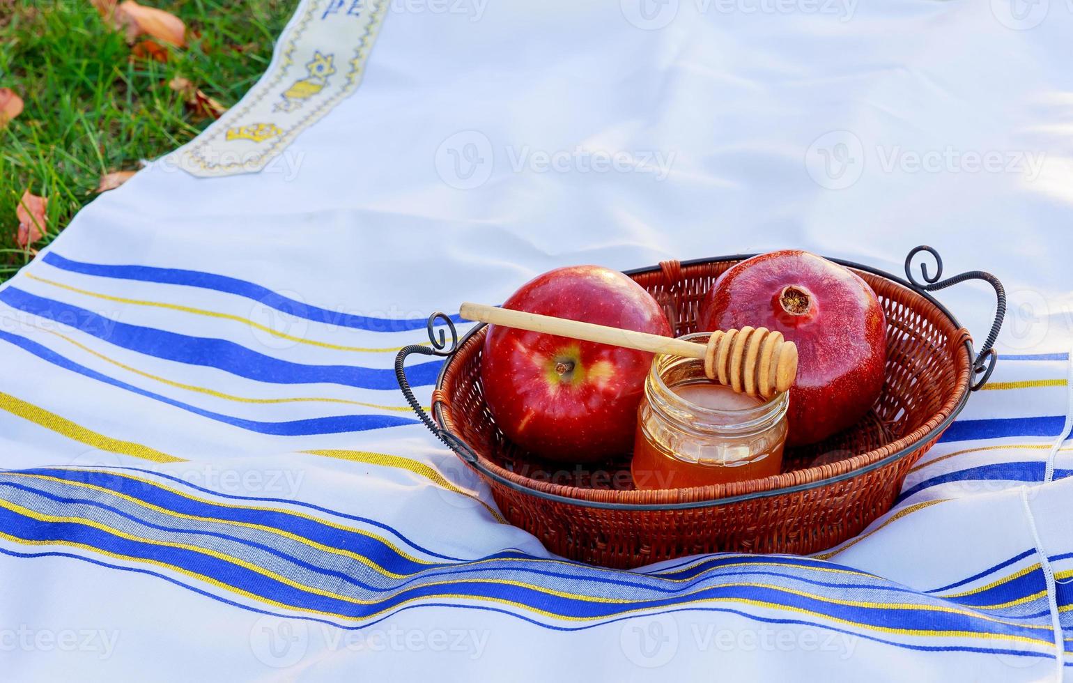 conceito de feriado de ano novo judaico rosh hashaná. foto