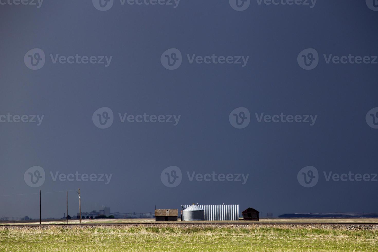 pradaria nuvens de tempestade Canadá foto