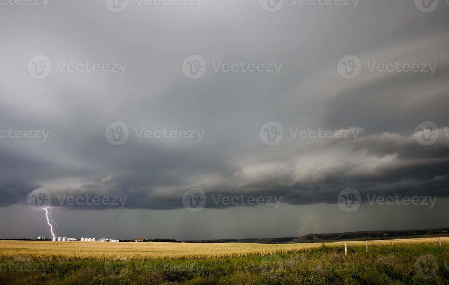 nuvens de tempestade da pradaria foto