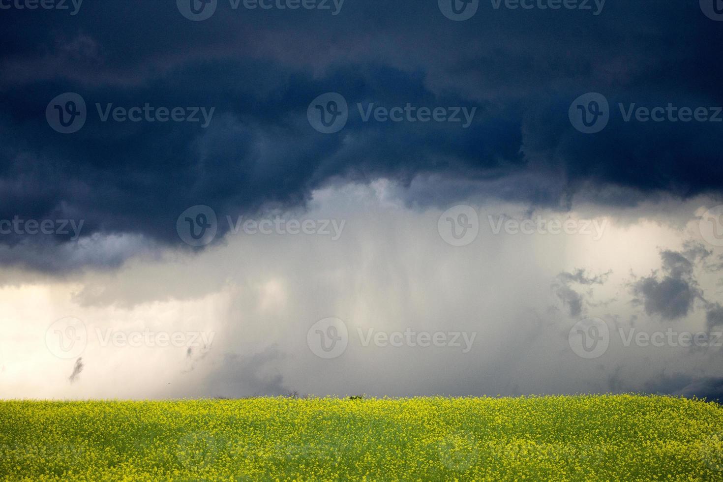 nuvens de tempestade Canadá foto