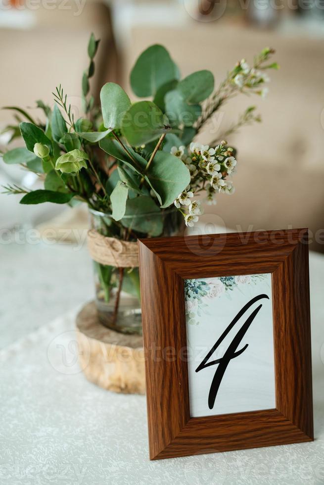 elegantes decorações de casamento feitas de flores naturais foto