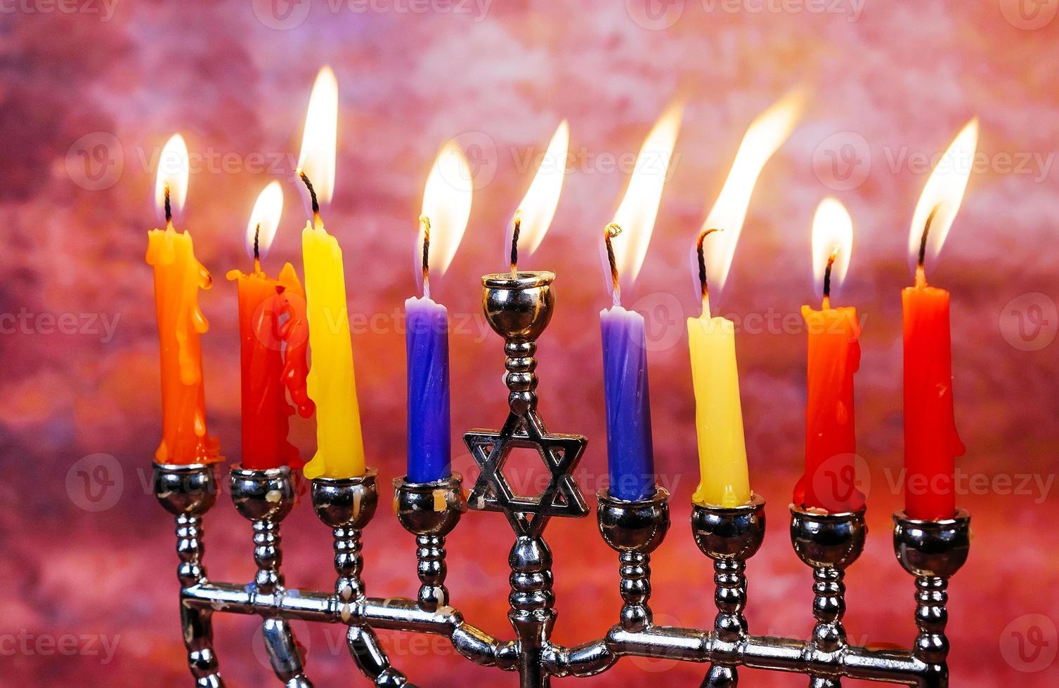 hanukkah com menorá tradicional foto