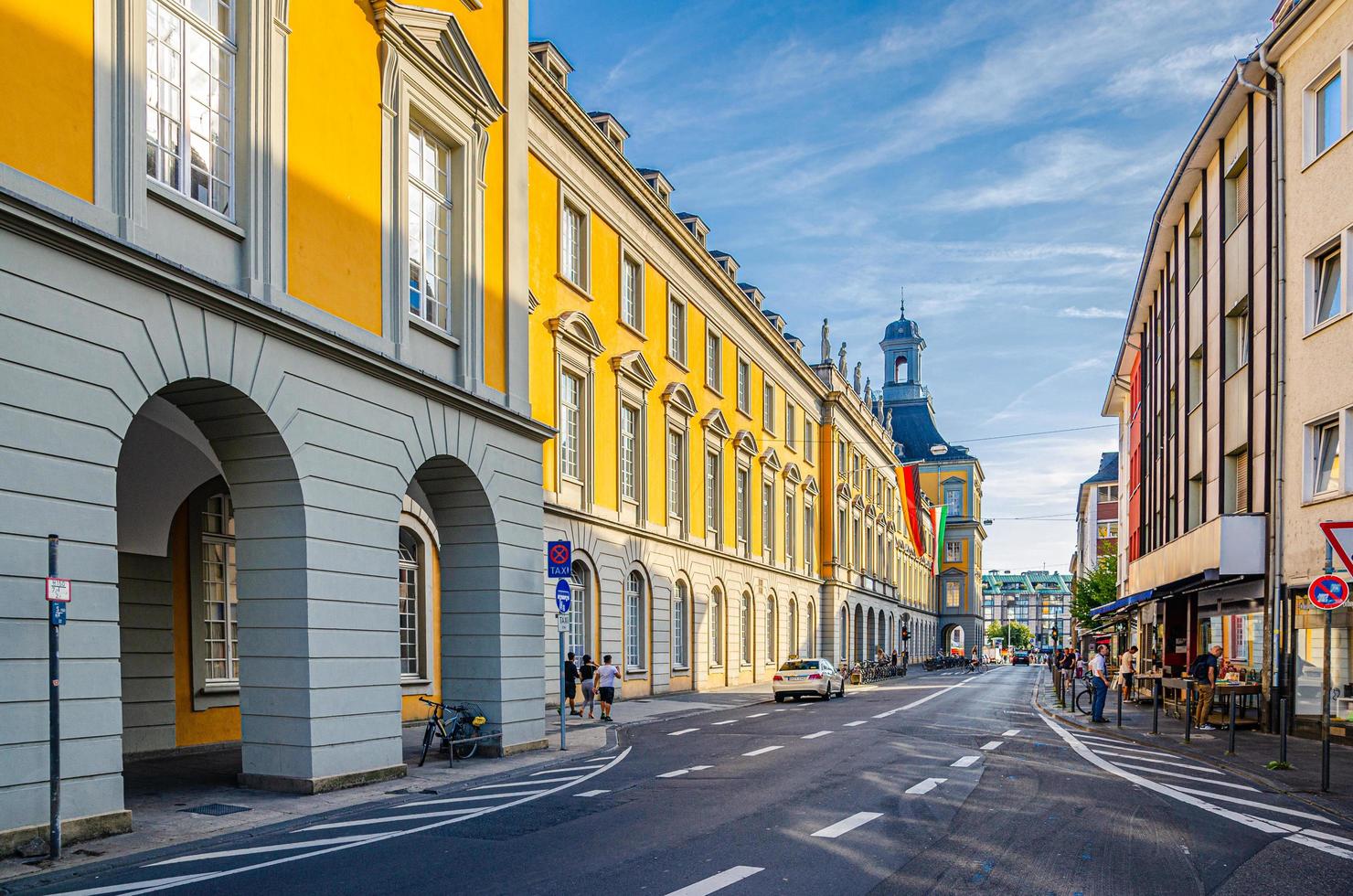 bonn, alemanha, 23 de agosto de 2019 palácio eleitoral é o edifício principal da universidade de bonn foto