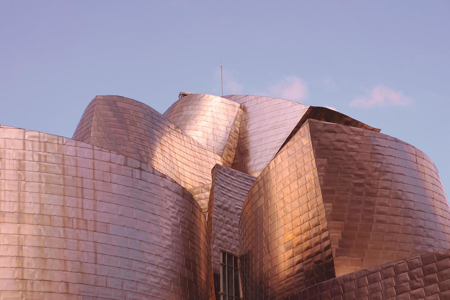 bilbao, biscaia, espanha, 2022 - museu guggenheim arquitetura de bilbao, destino de viagem foto