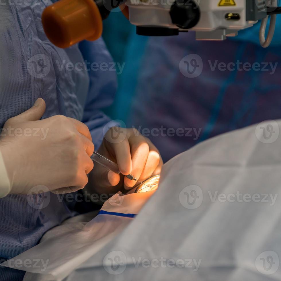 cirurgia oftalmológica cirúrgica médica foto