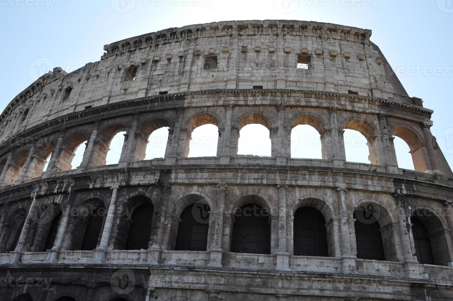 o coliseu ou coliseu colosseo em roma foto