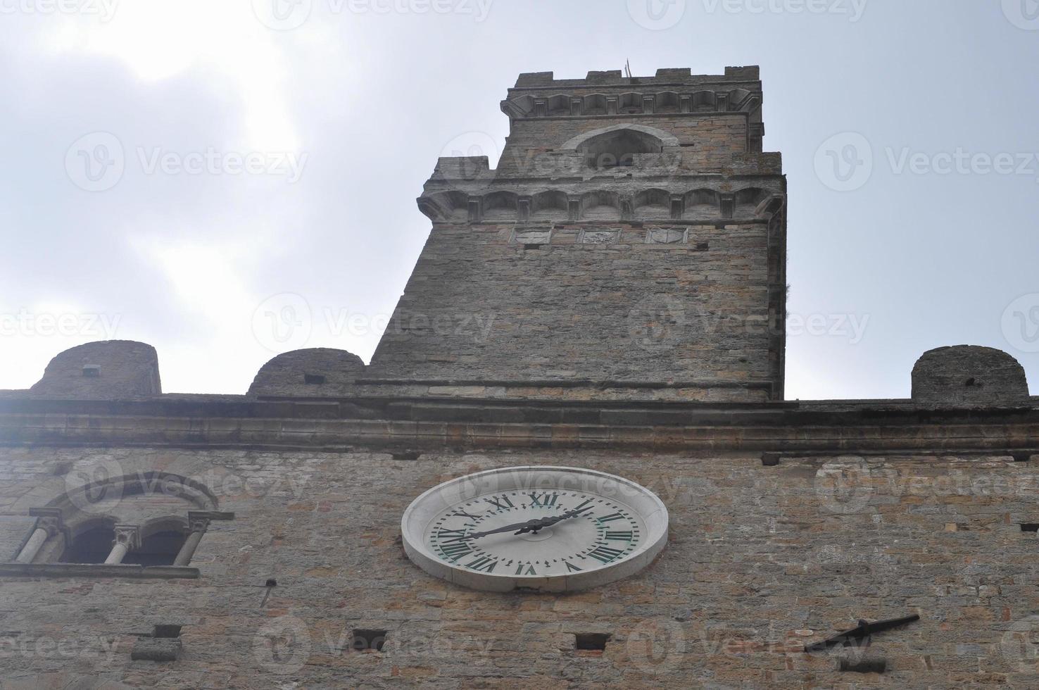 Piazza dei Priori em Volterra foto