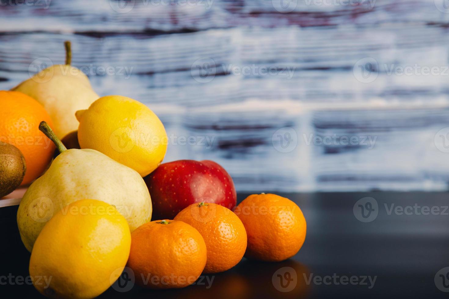 A composição de compilação de frutas de inverno inclui espaço de cópia. foto