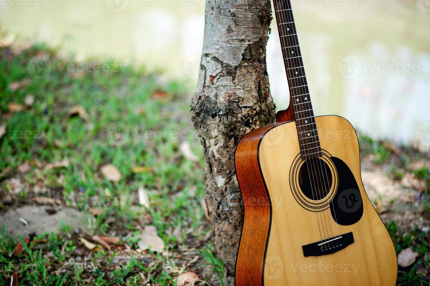 violão, um conceito de instrumento musical de instrumento de som muito bom foto