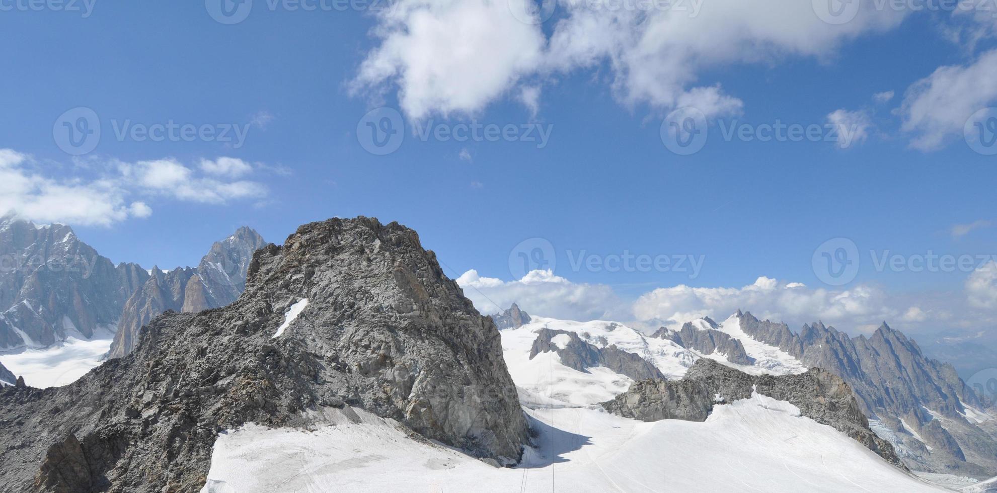 mont blanc no vale dos aosta foto