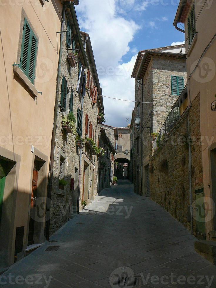 vista da cidade de cortona foto