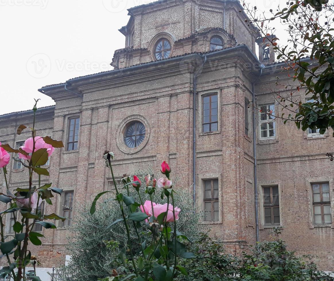 ópera pia faccio fricheiri em carignano foto