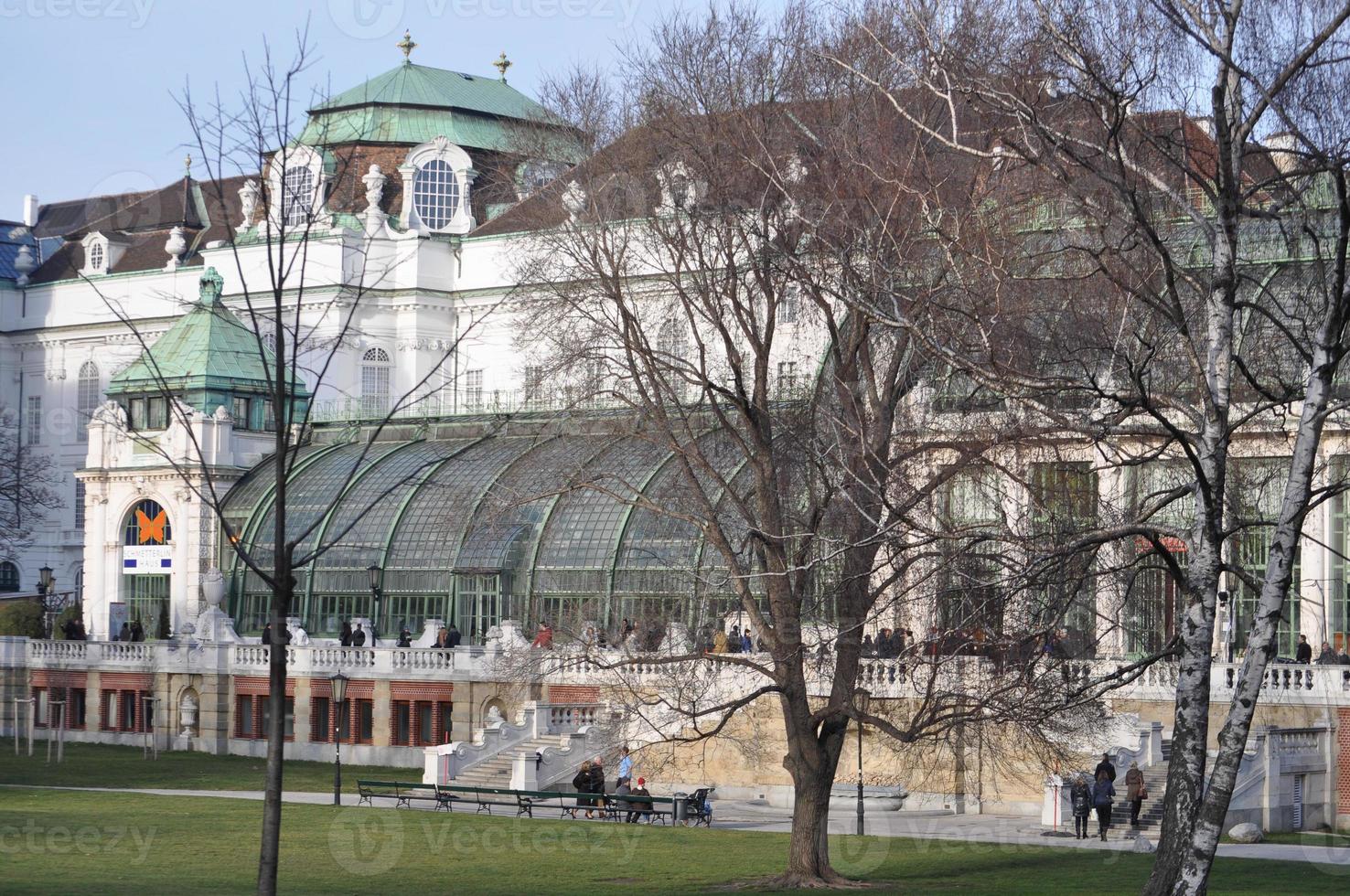 palmenhaus schoenbrunn em Viena foto