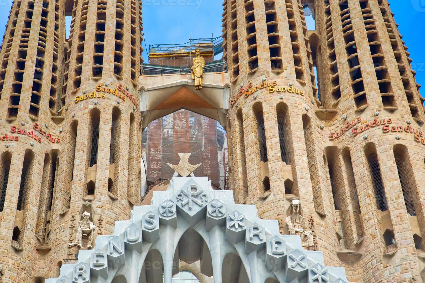 barcelona, catalunha, espanha, catedral antonio gaudi sagrada familia foto