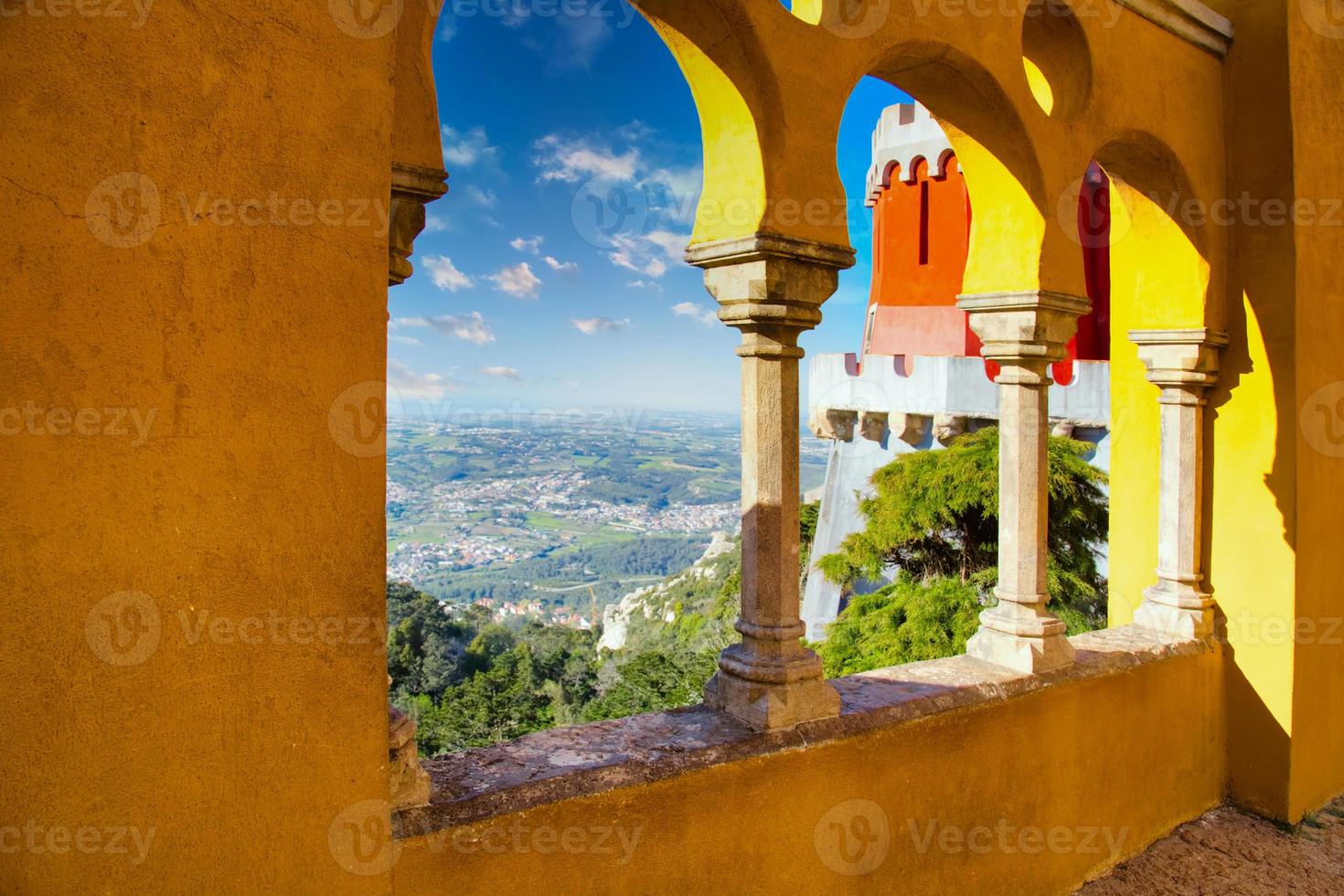 palácio de pena colorido cênico em sintra, portugal foto