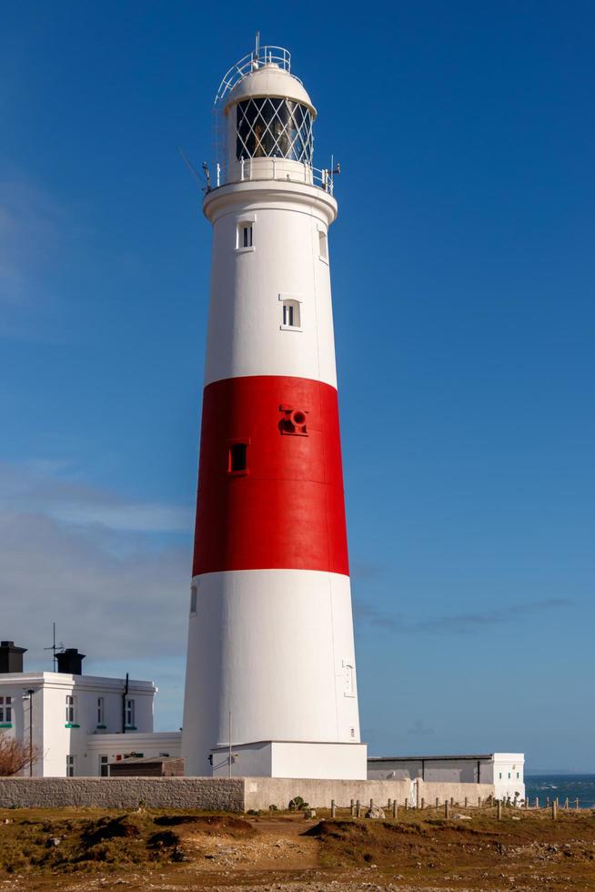 portland bill, dorset, reino unido, 2018 vista do farol de portland bill foto