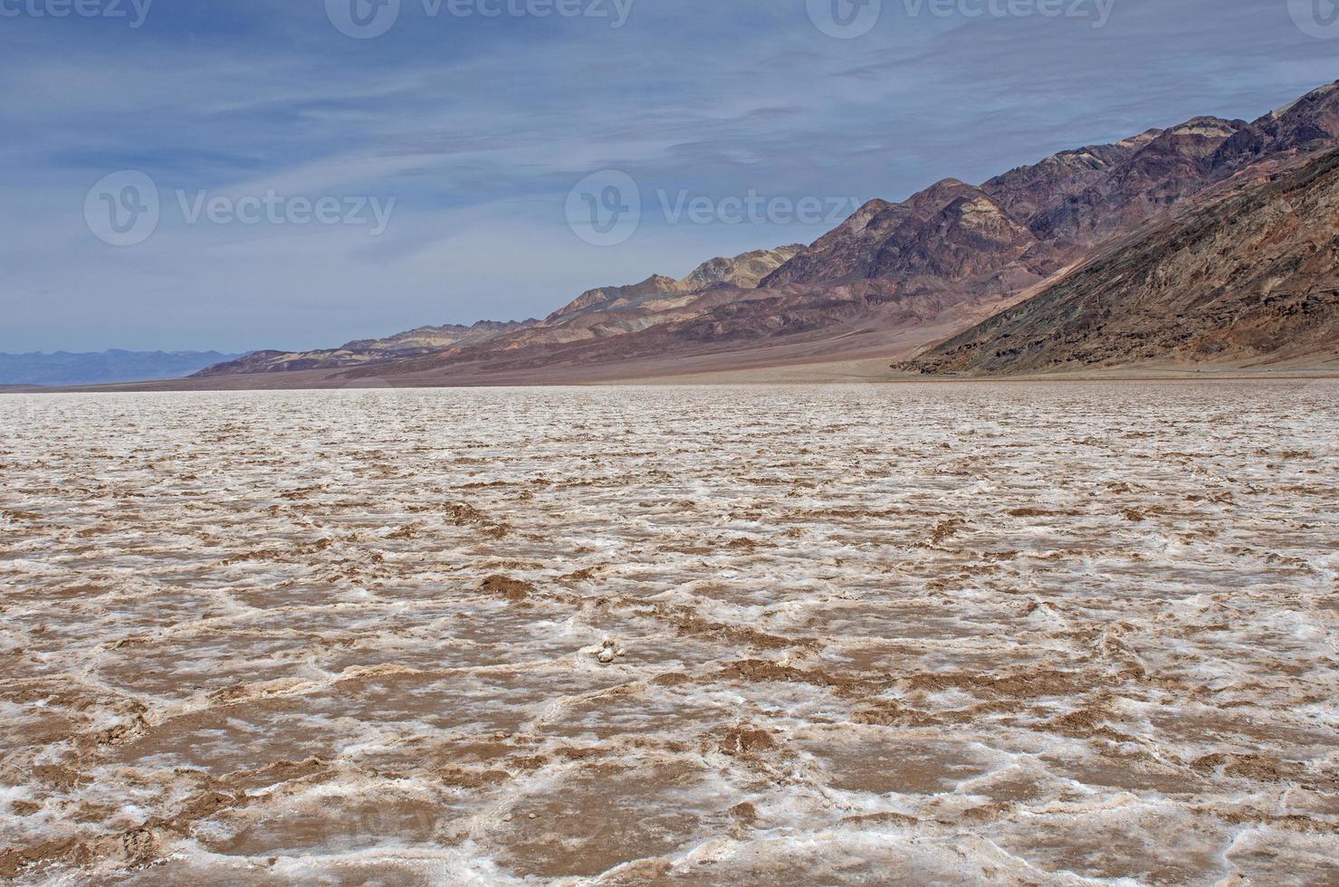 salinas em uma bacia do deserto foto