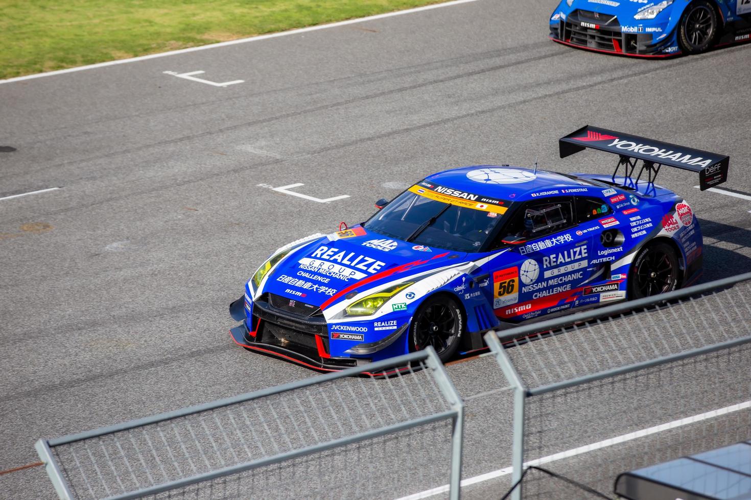 buriram tailândia 7 de outubro de corrida de equipe durante o autobacs super gt round7 burirum united super gt race no circuito internacional de chang, super gt race 2017, em buriram, tailândia. foto