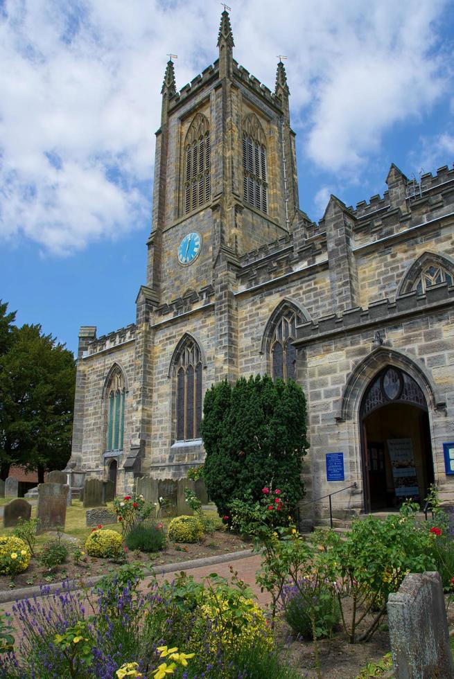 East Grisstead, West Sussex, Reino Unido, 2017 Vista da Igreja de St Swithuns foto