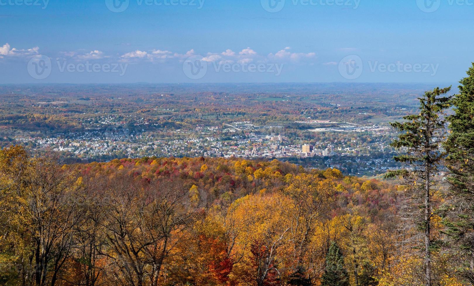 cidade de uniontown de dunbars know perto de jumonville, pensilvânia foto