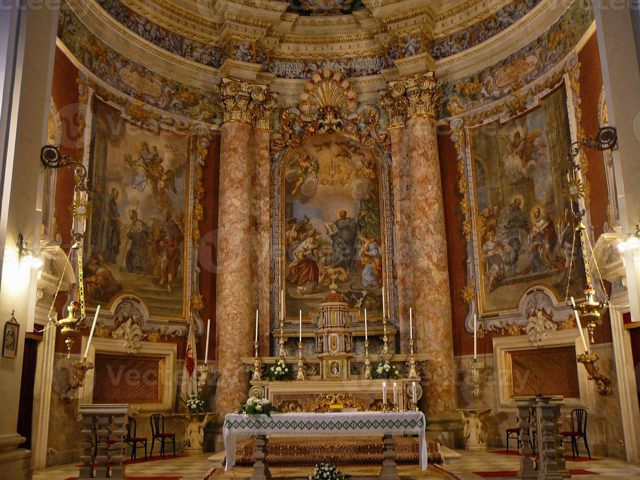 vista da igreja de dubrovnik foto