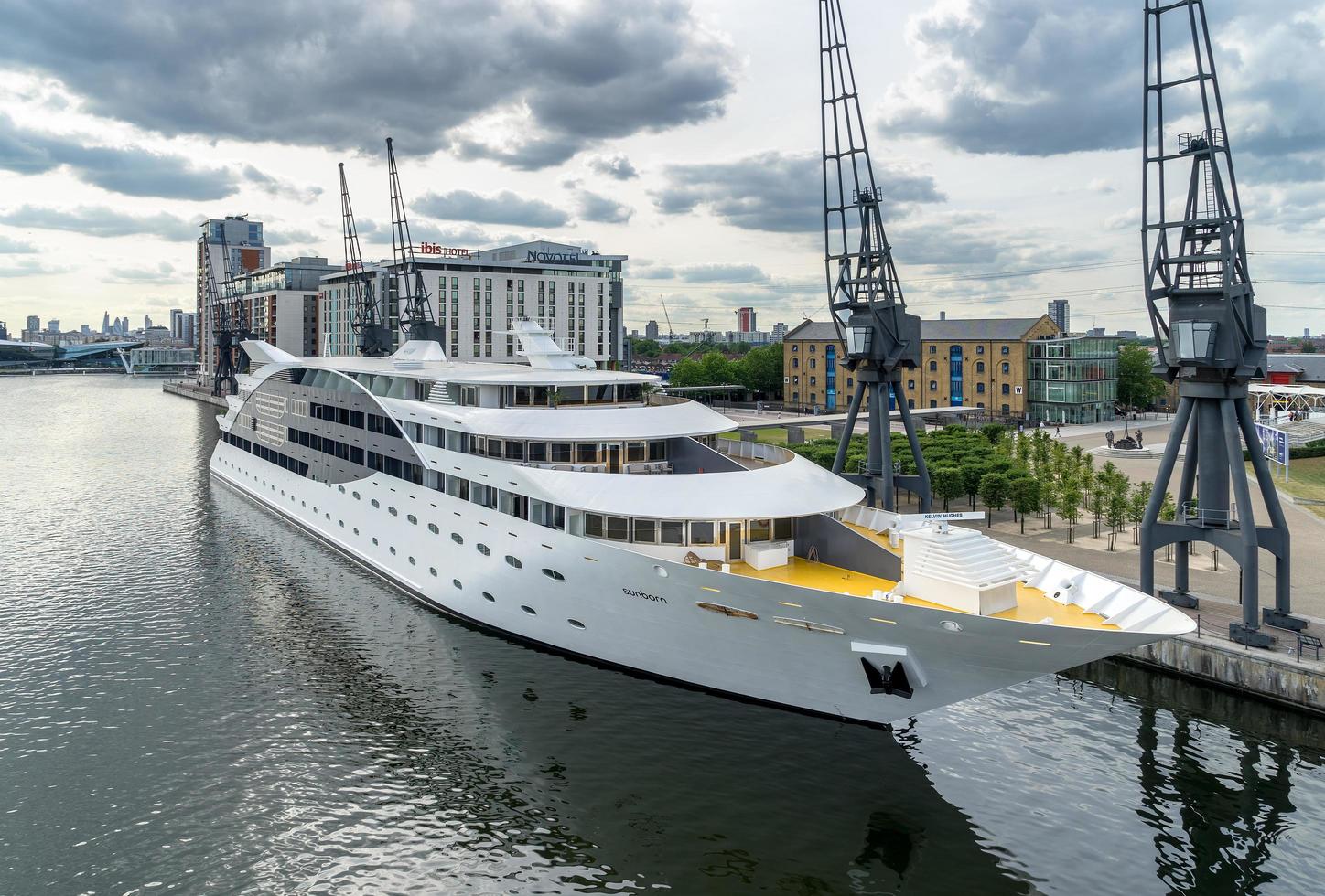 Londres, Reino Unido, 2014. Sunborn Hotel Royal Victoria Dock foto