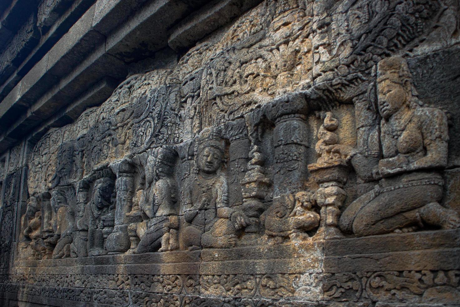 detalhes do artefato no templo borobudur yogyakarta foto