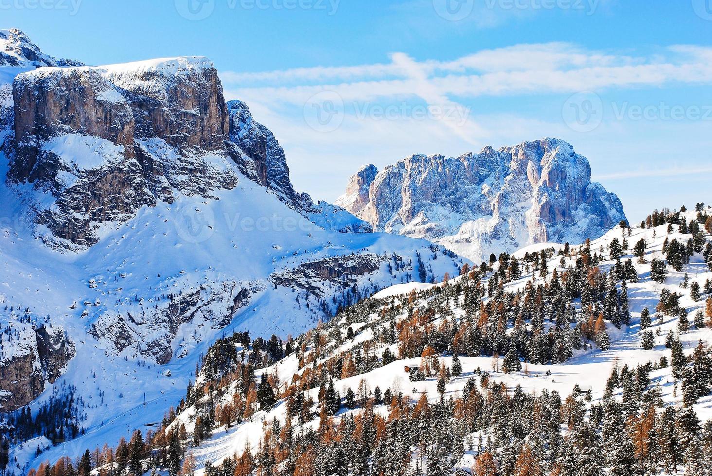 paisagem com montanha dolomites, itália foto
