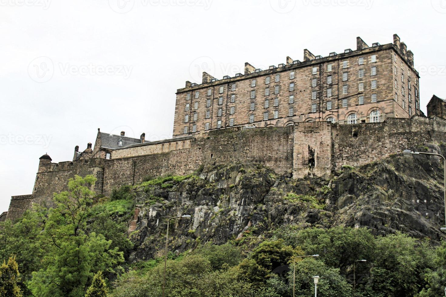 uma vista de edimburgo na escócia foto