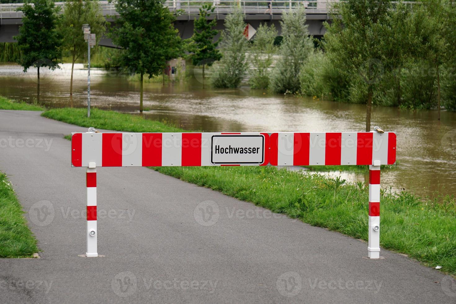 inundação inundação água alta em hannover alemanha foto