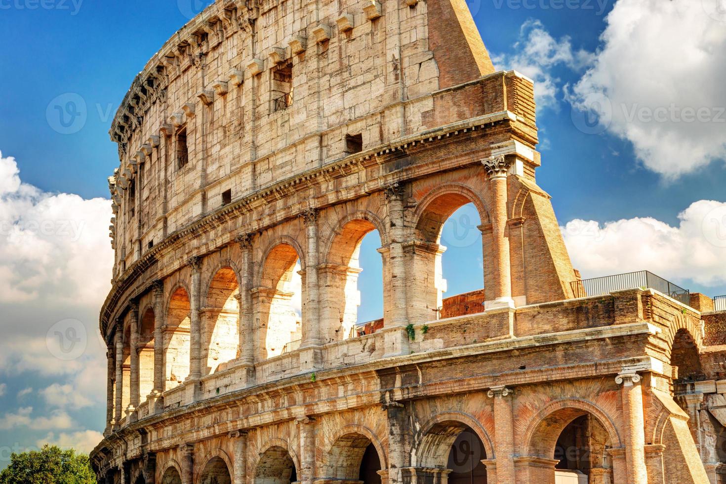 vista do Coliseu, em Roma foto