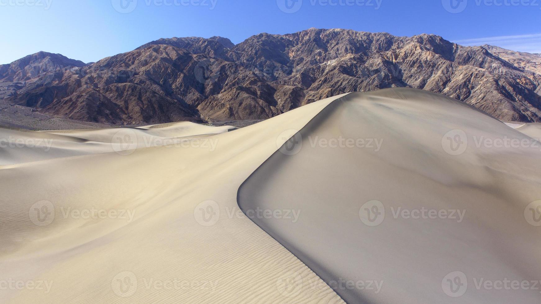 dunas no vale da morte foto