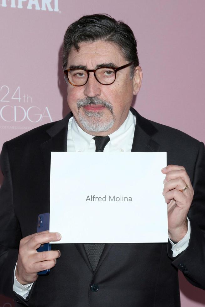 los angeles 9 de março, alfred molina no 24º prêmio anual da guilda de figurinistas em eli e edythe broad stage em 9 de março de 2022 em santa monica, ca foto