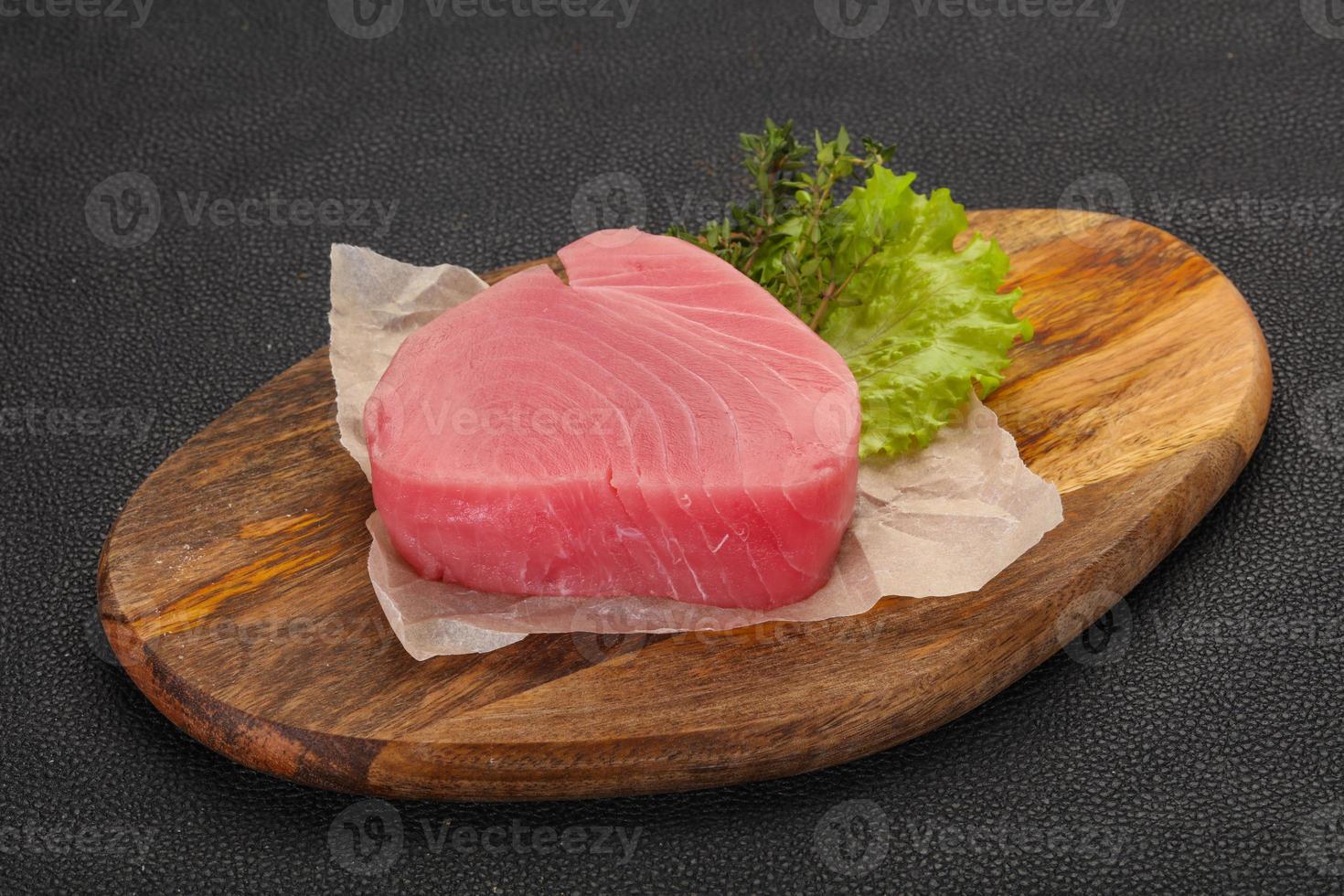 bife de atum cru foto