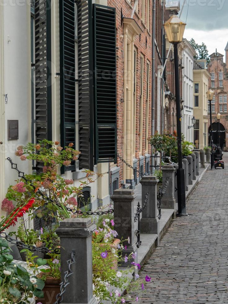 a cidade de zutphen na holanda foto