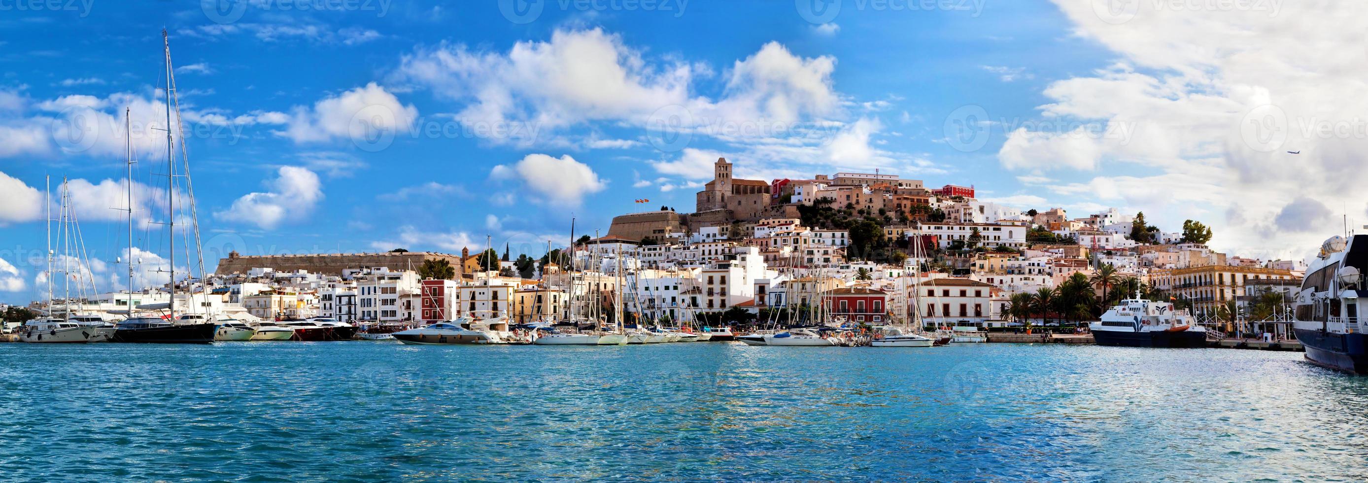 panorama de ibiza, espanha foto