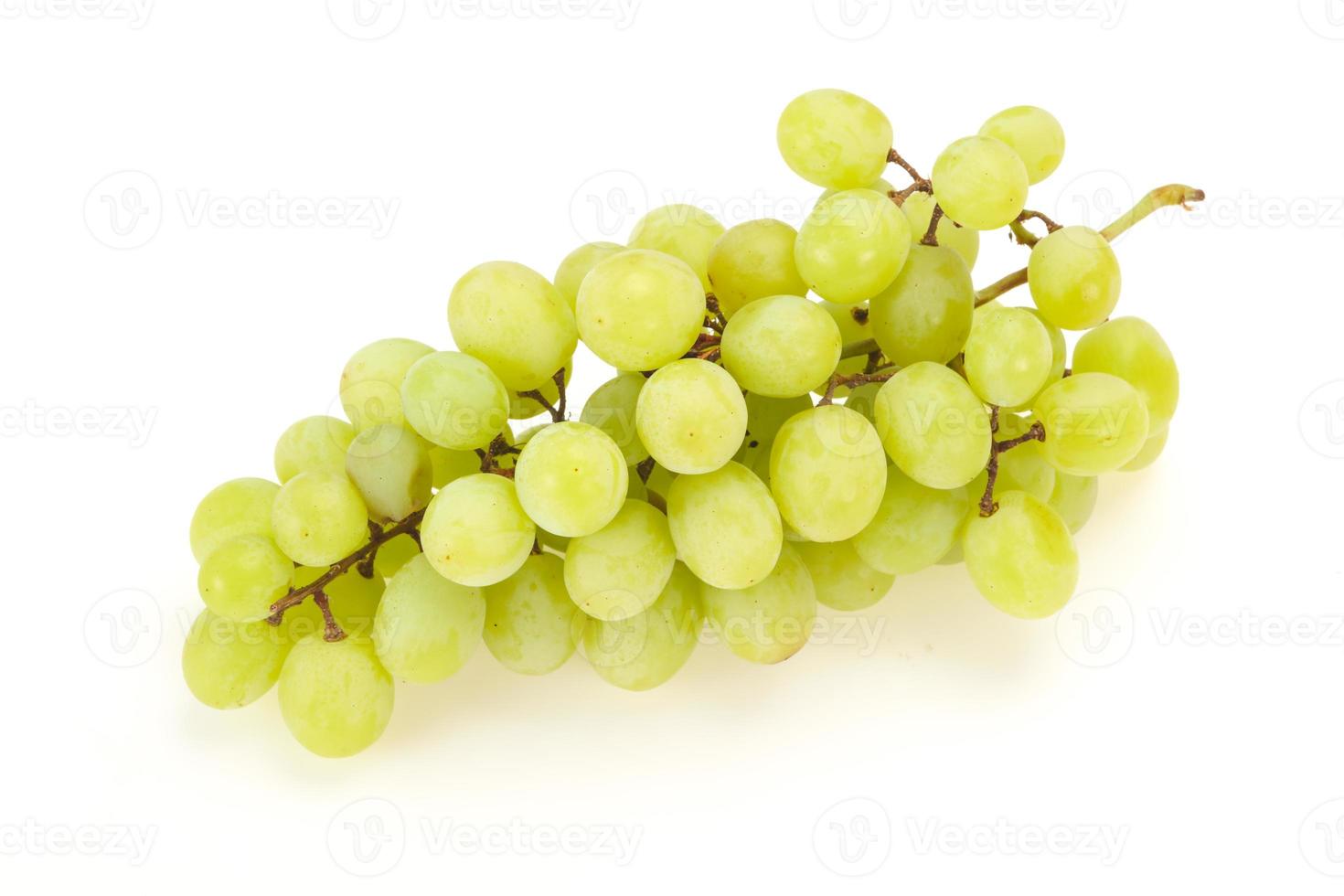 doce ramo de uva verde madura foto