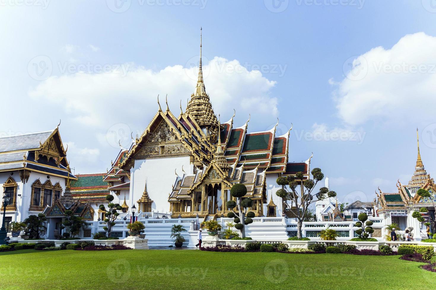 phra tinang aporn phimok prasat pavillion no grande palácio foto