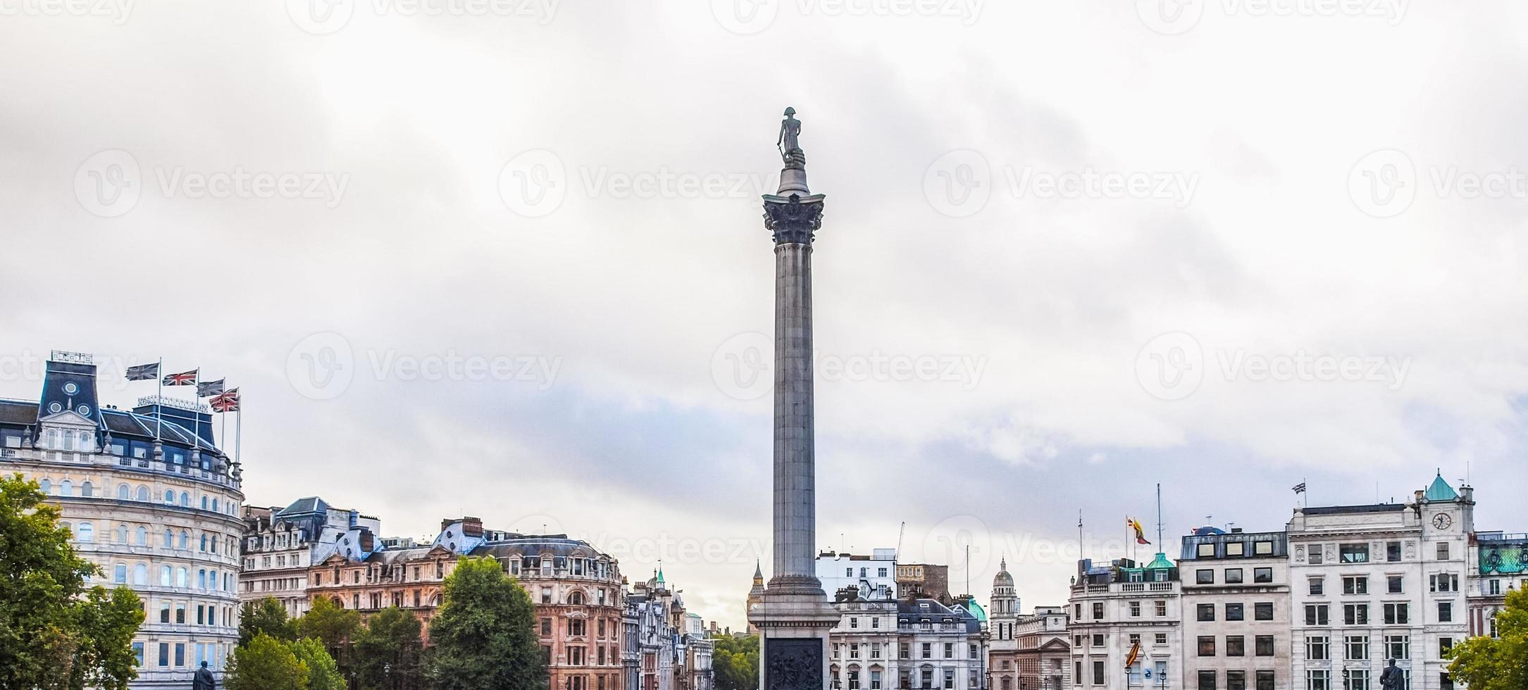 hdr trafalgar square em londres foto