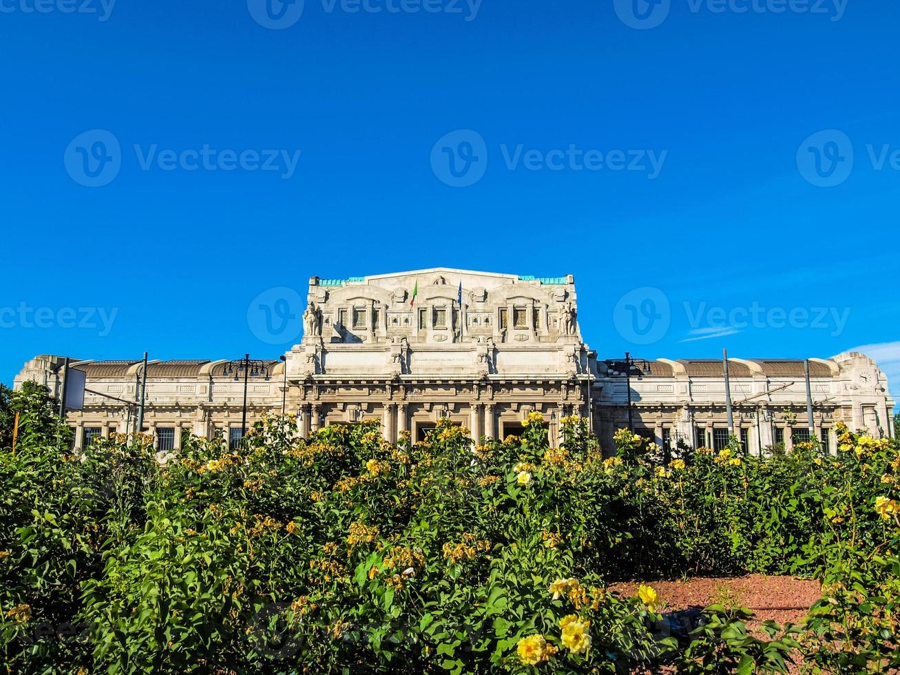 hdr stazione centrale, milão foto