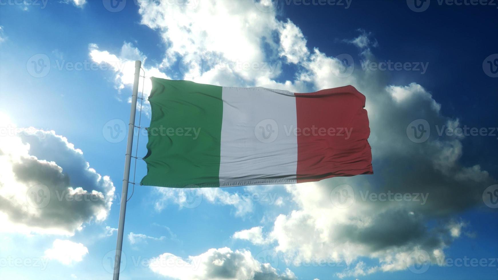 bandeira da itália balançando ao vento contra o lindo céu azul. ilustração 3D foto