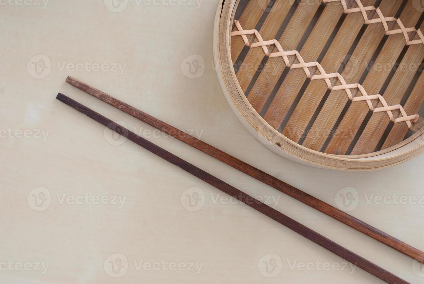 vapor de bambu tradicional foto