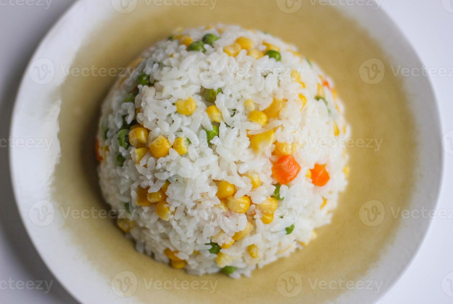 risoto (pilav ou arroz) com legumes foto