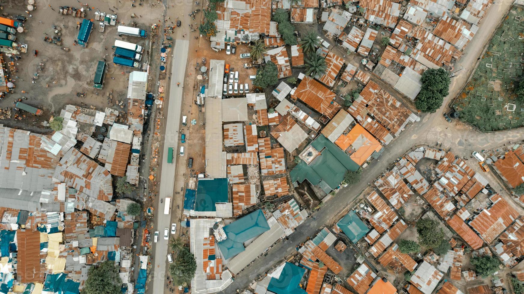 vista aérea da área industrial em dar es salaam foto